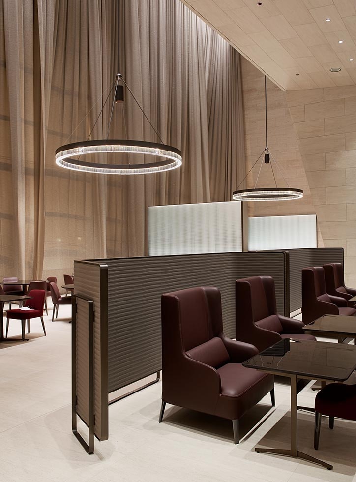 special-qatar-airways-doha-flos-13-724x980