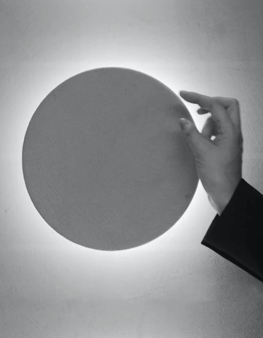 stories-Akari-Lisa-Ishii-flos-12-900x1159