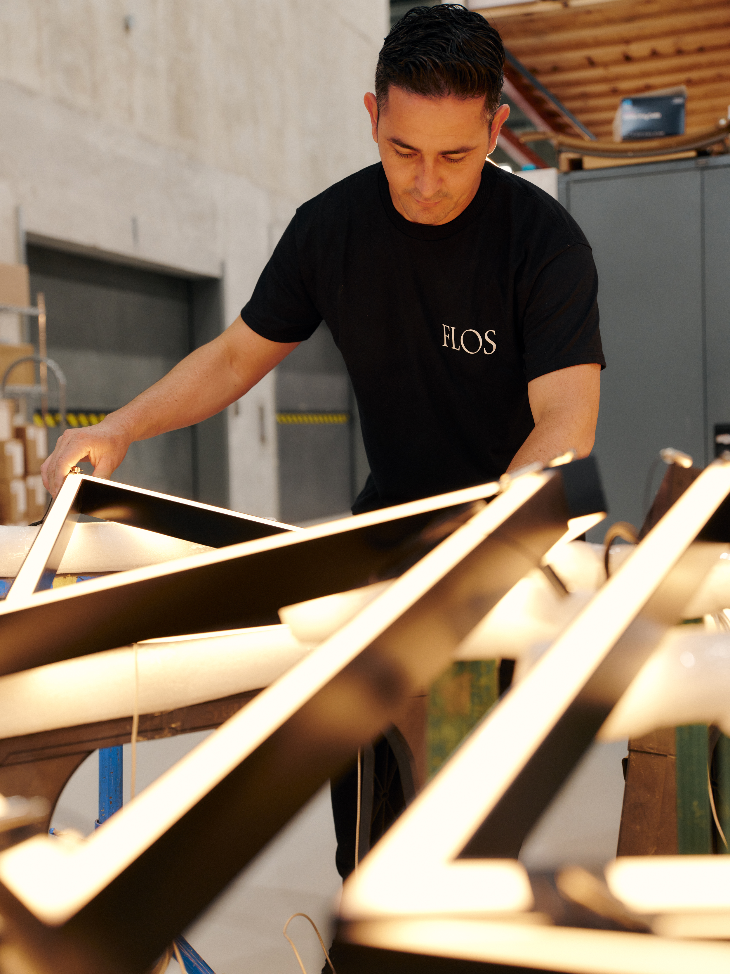 stories-Bespoke_New_York-flos-01