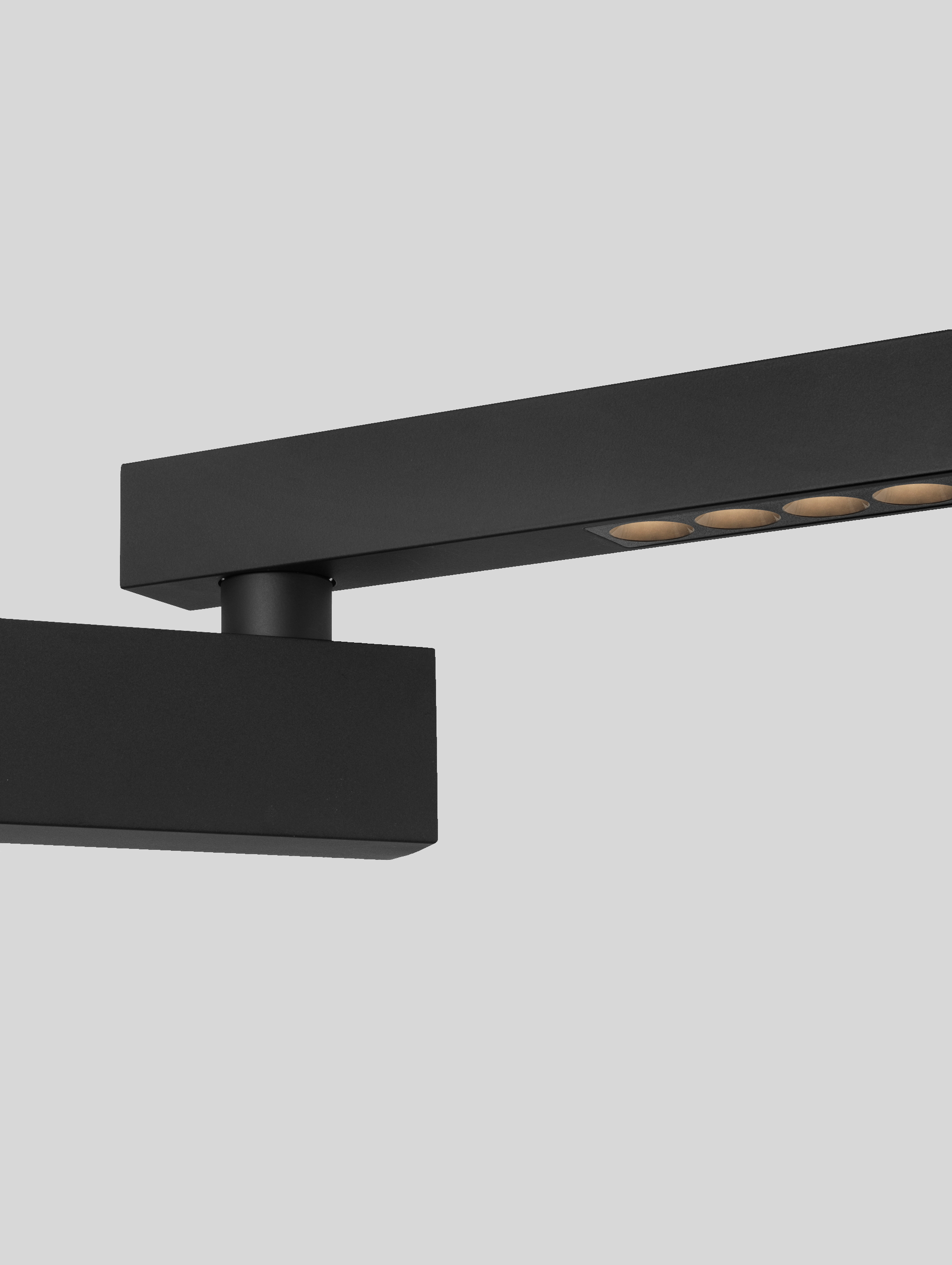 stories-Black-Flag-Flos-05