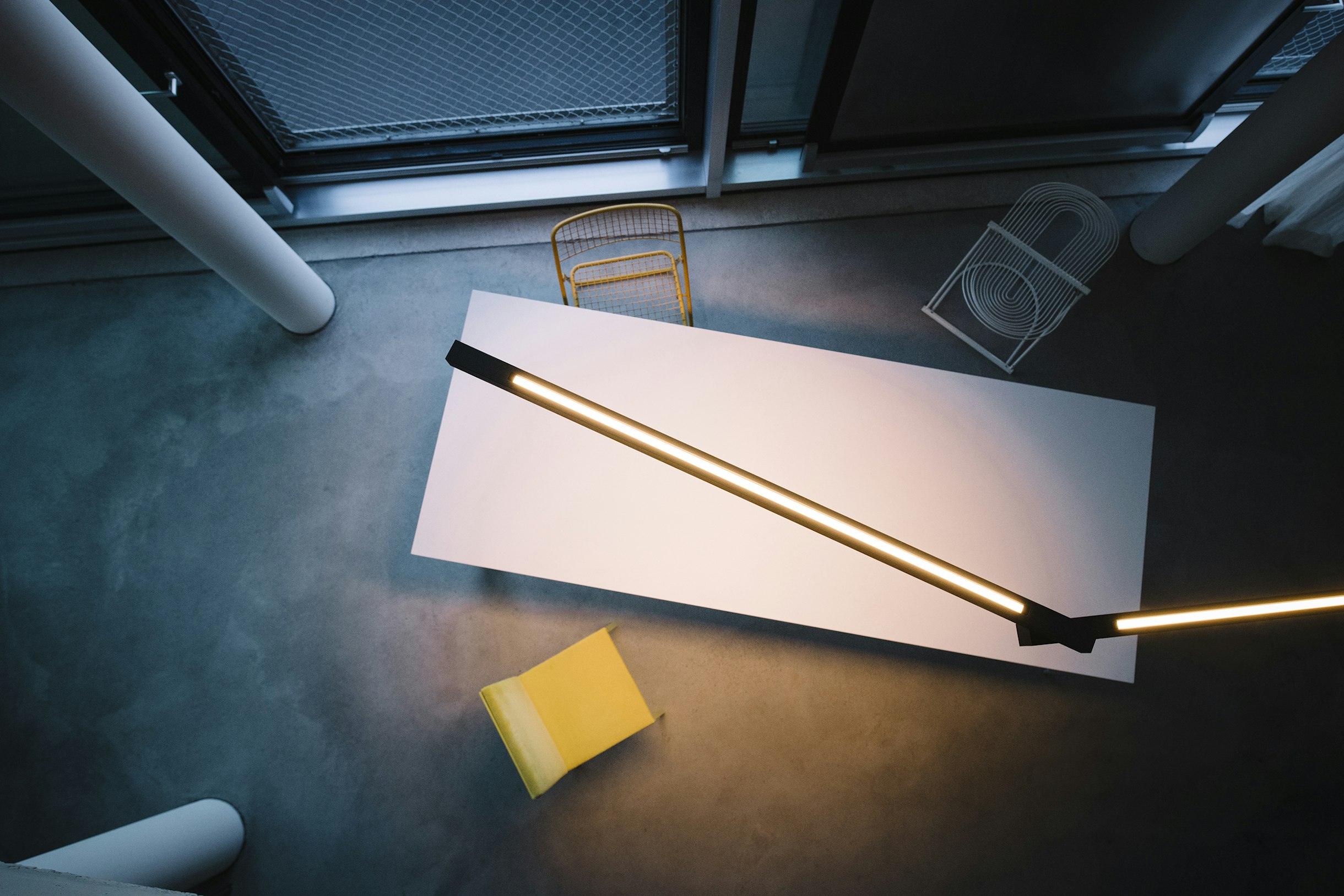 stories-Black-Flag-Flos-07