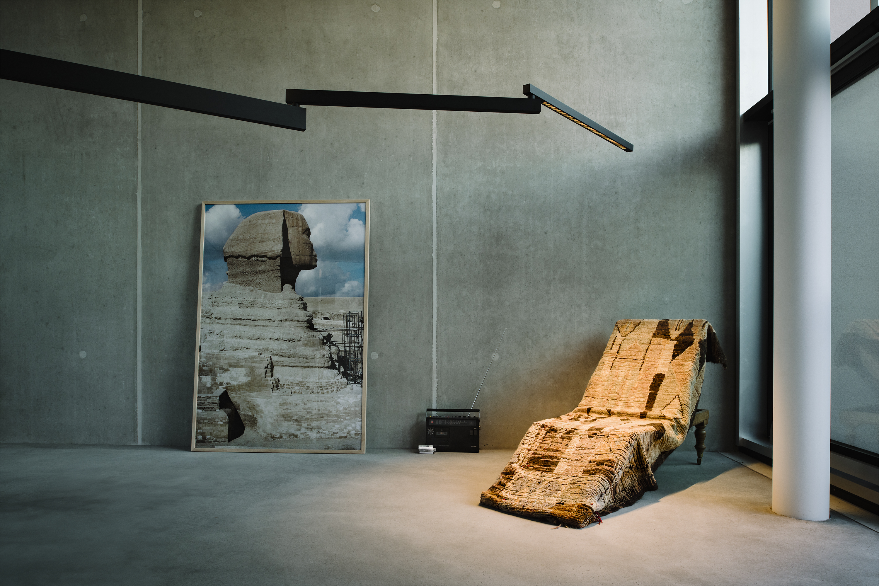 stories-Black-Flag-Flos-09