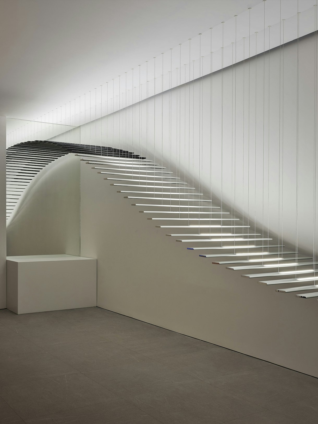 stories-Euroluce-2023-flos-15