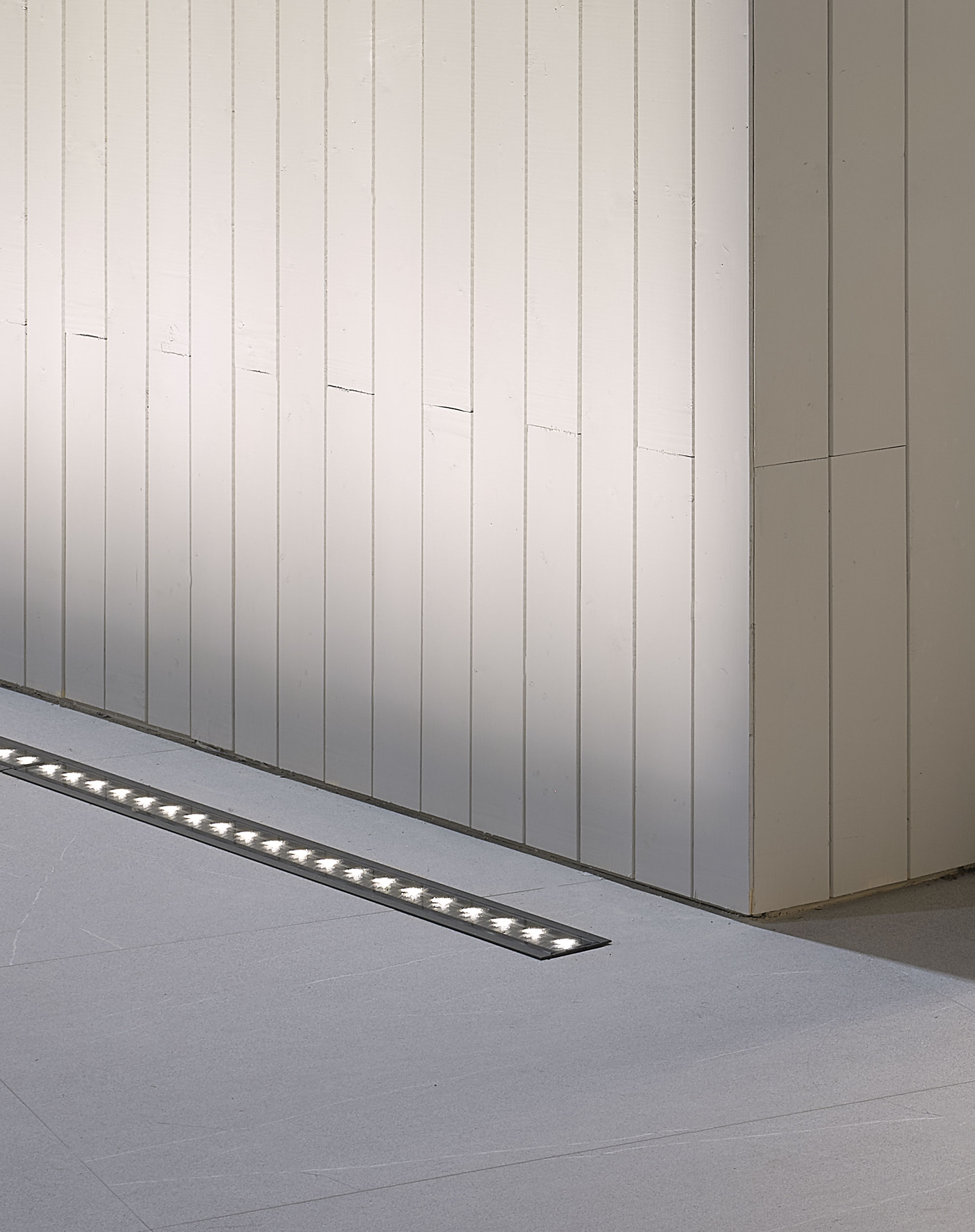 stories-Euroluce-2023-flos-25