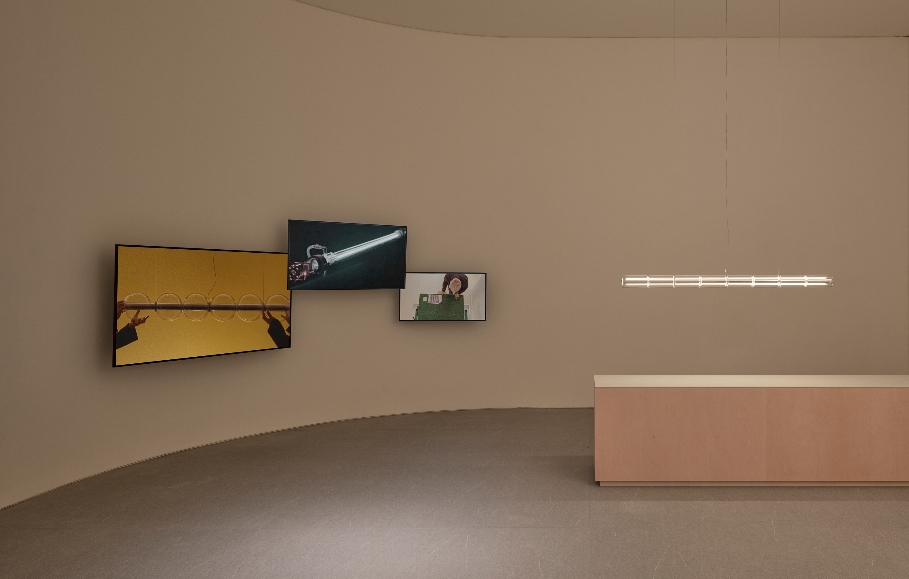 stories-Euroluce_2025-flos-03