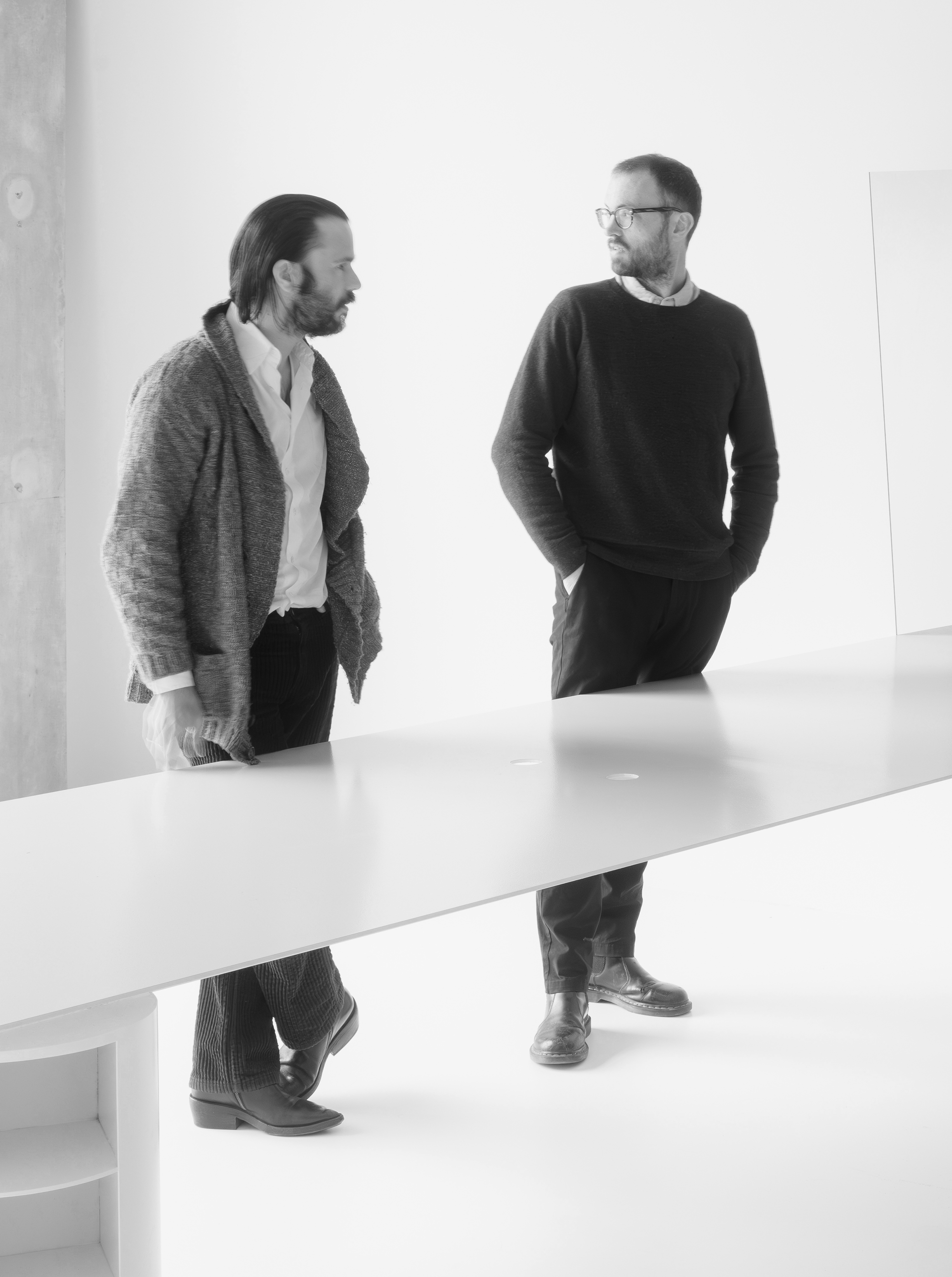 stories-Experiences_2_Out_Of-Office-flos-03