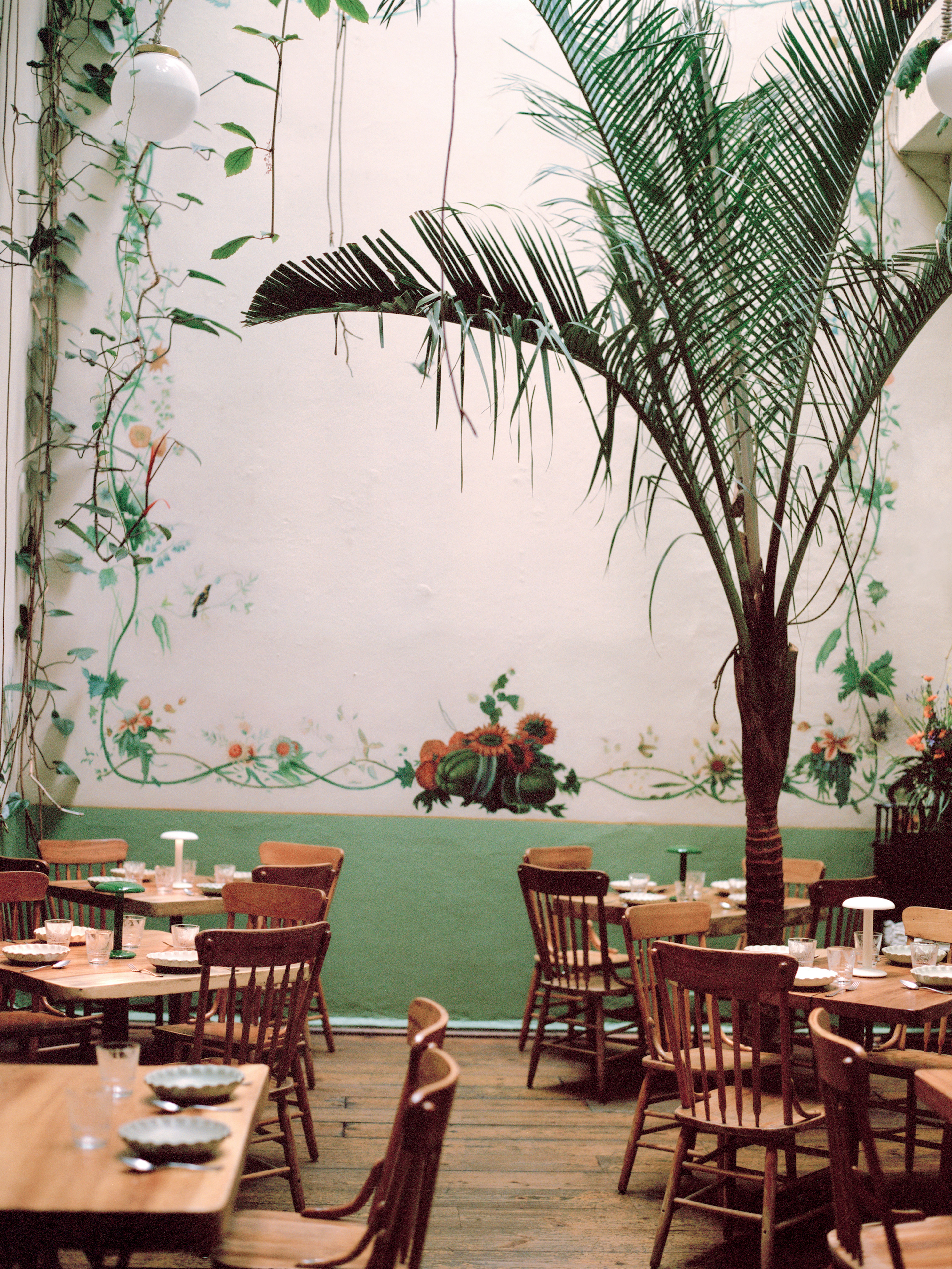 stories-Flos-Experiences-issue01-04