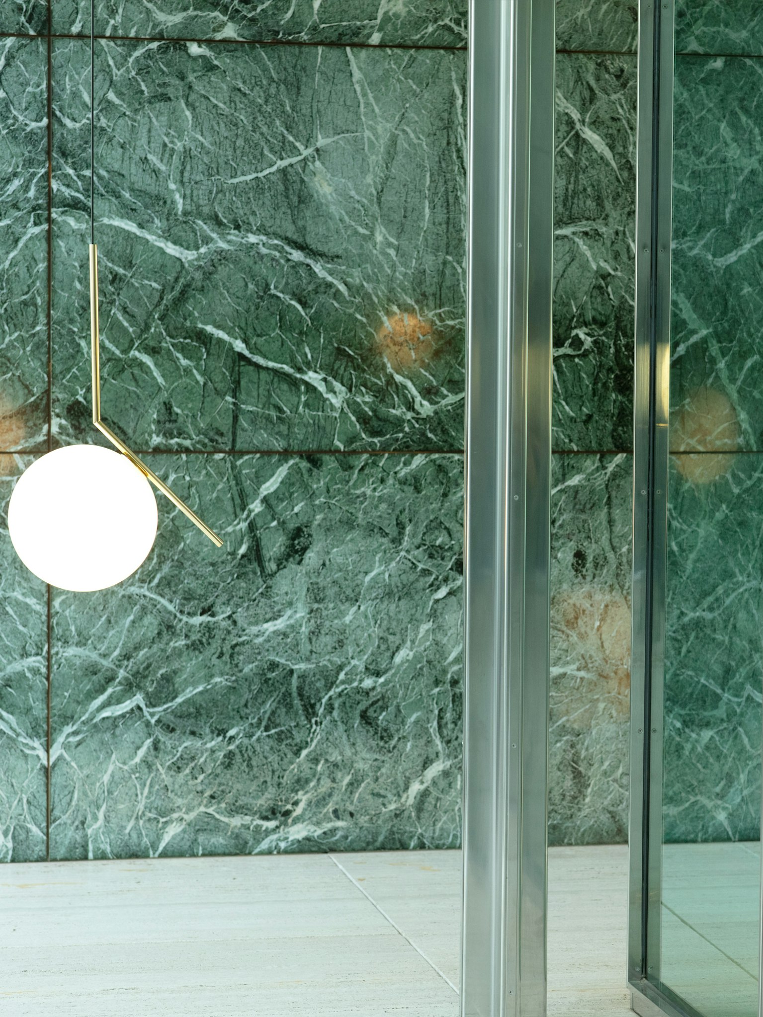 Professional Space | Official Website | Flos