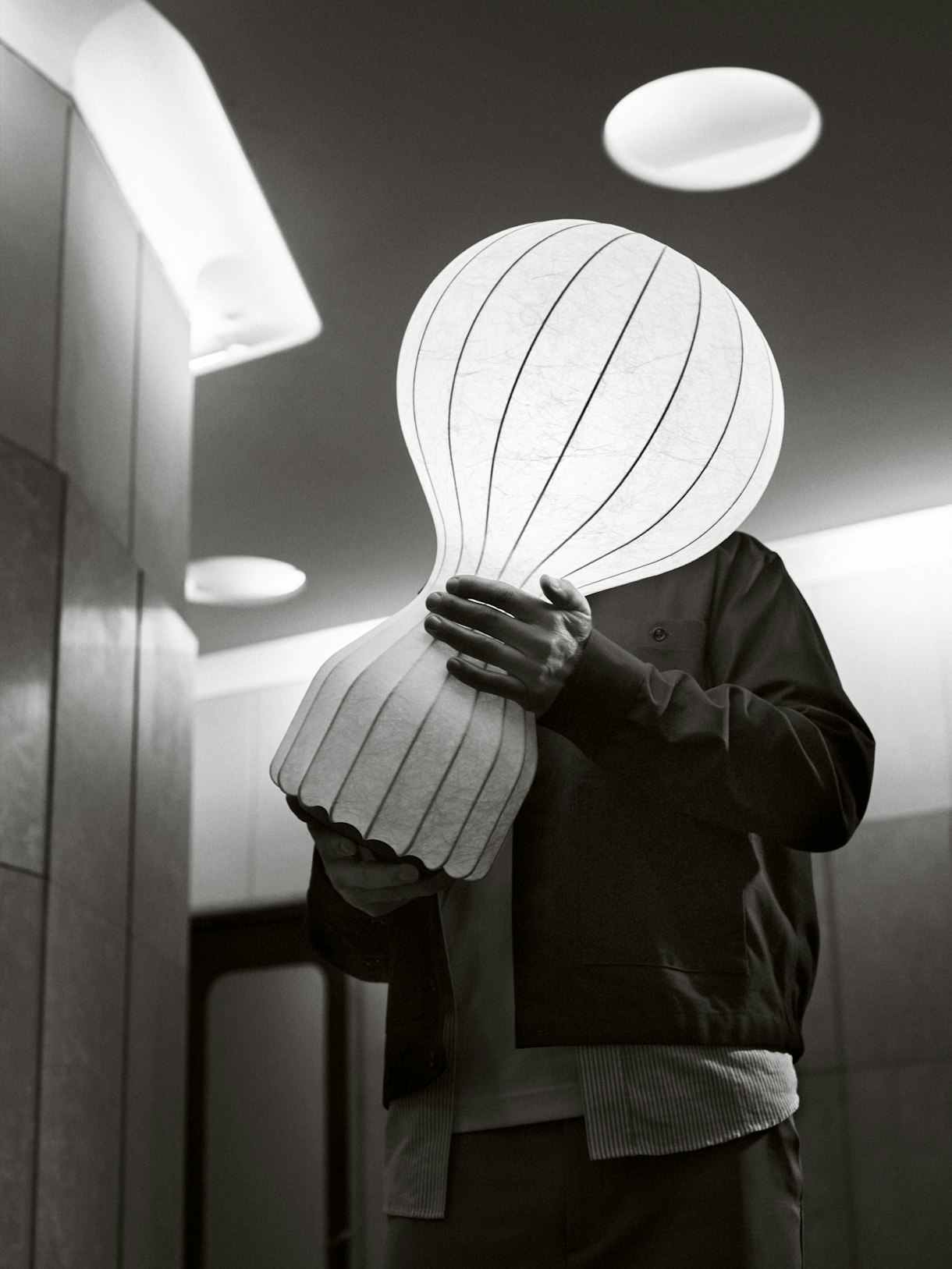 stories-Icon_is_Forever-flos-07