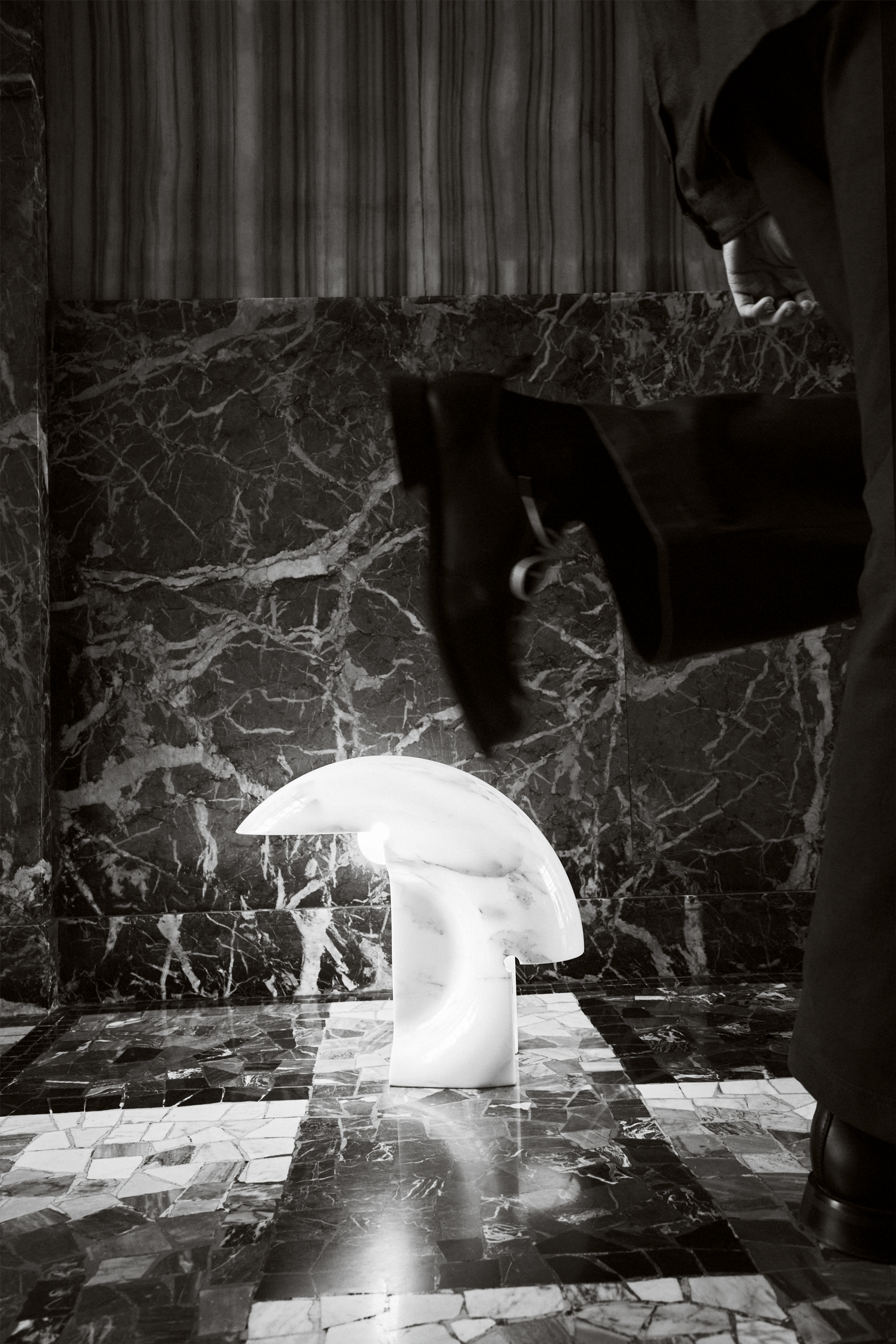 stories-Icon_is_Forever-flos-19