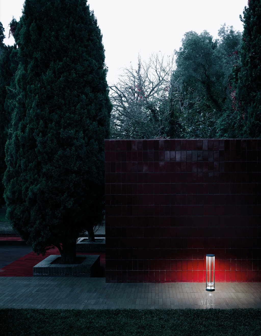 stories-In-Vitro-Philippe-Starck-flos-05