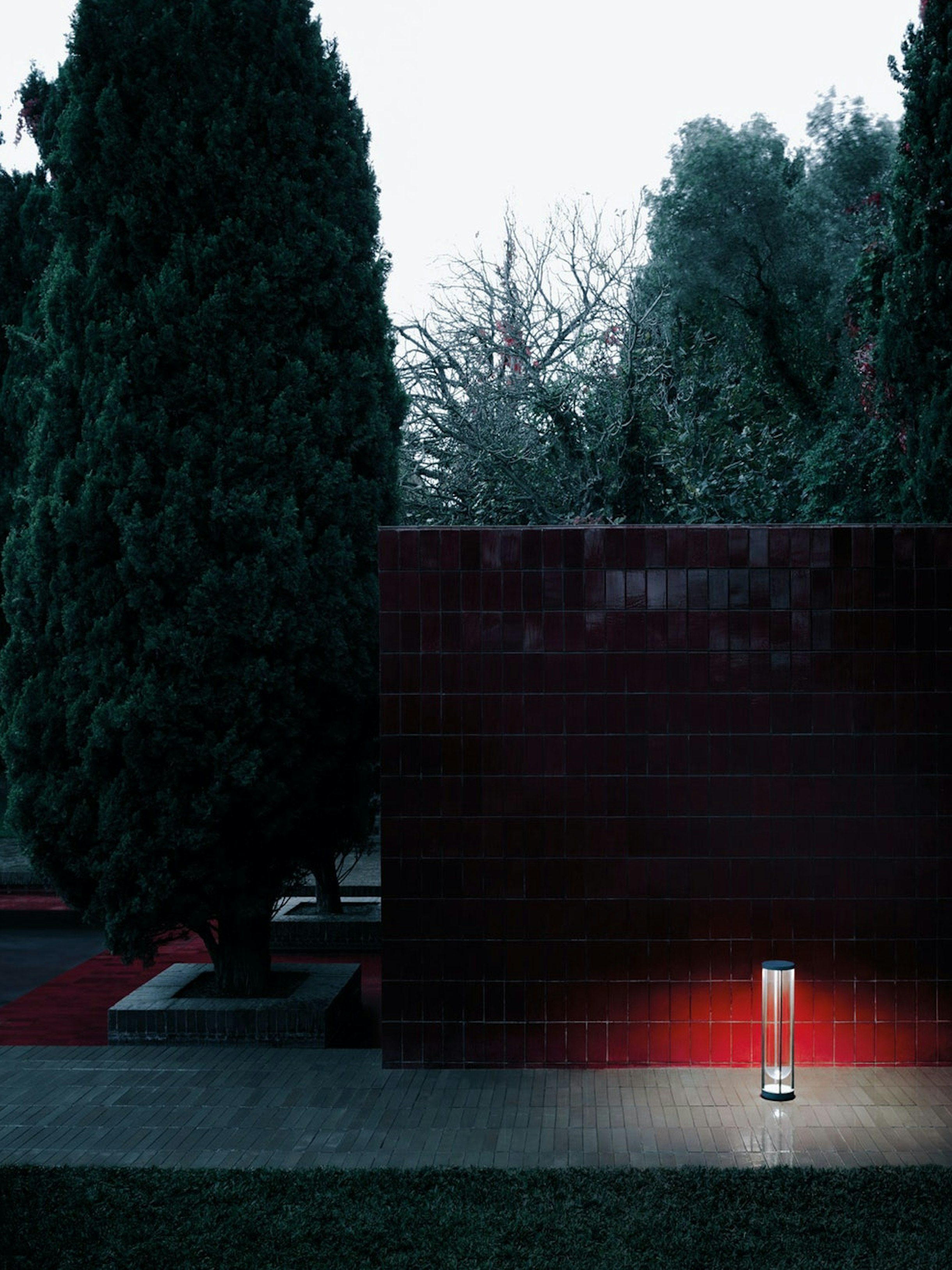 stories-In-Vitro-Philippe-Starck-flos-05