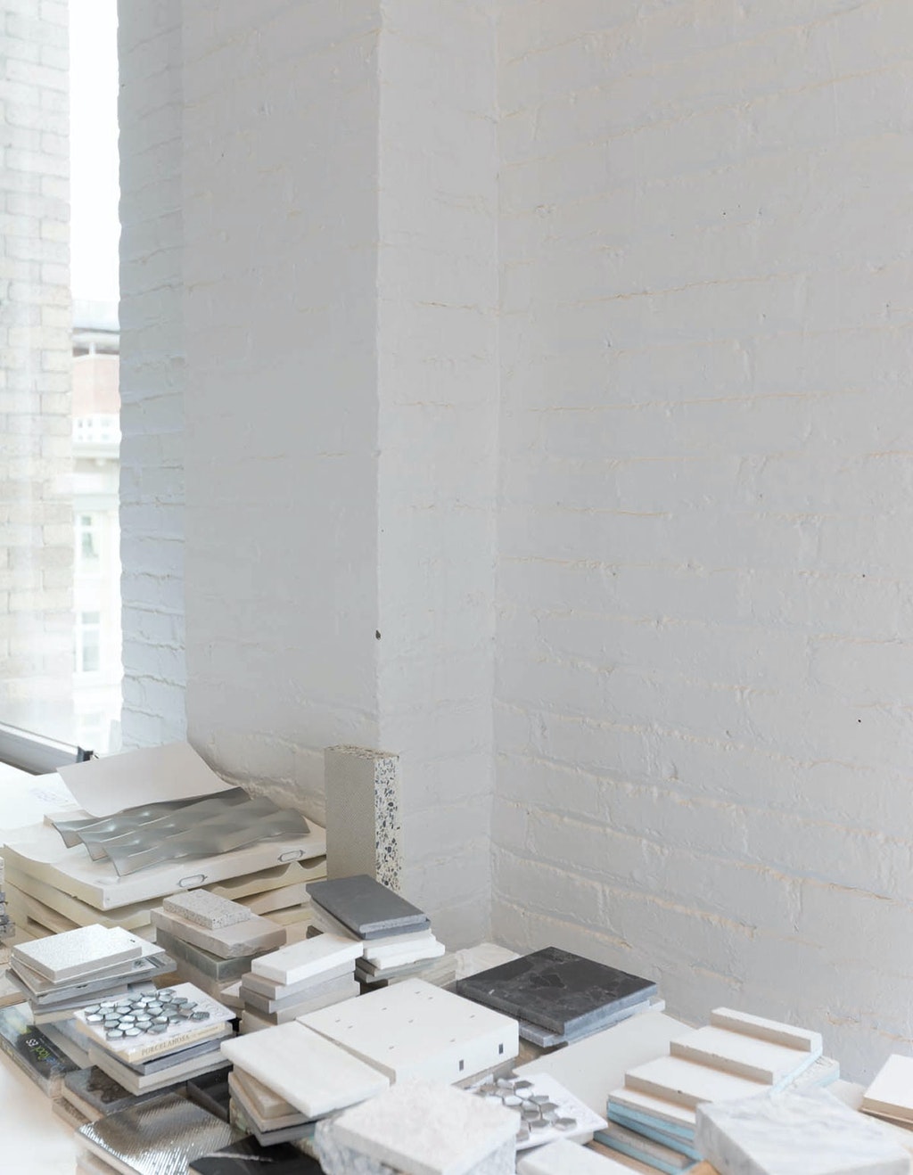 stories-Jules-Gim-flos-08b