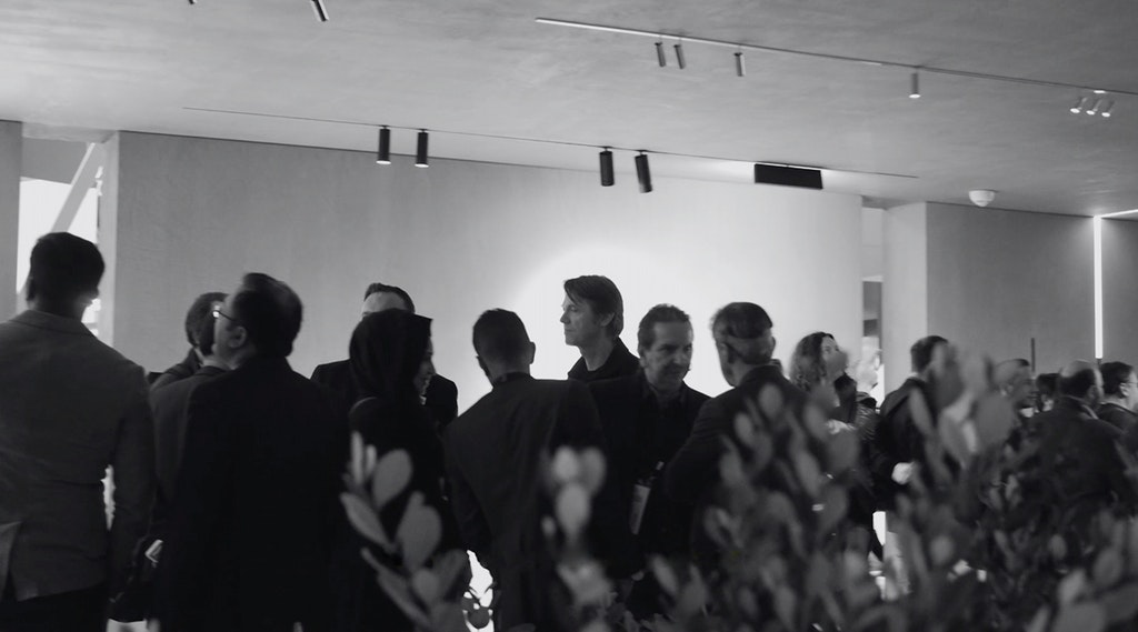 stories-Paul-Traynor-flos-04