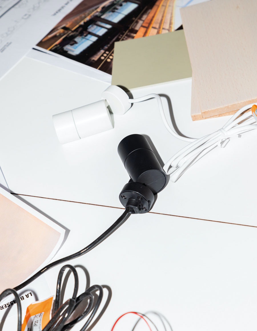 stories-Ramy-Fischler-flos-08aok