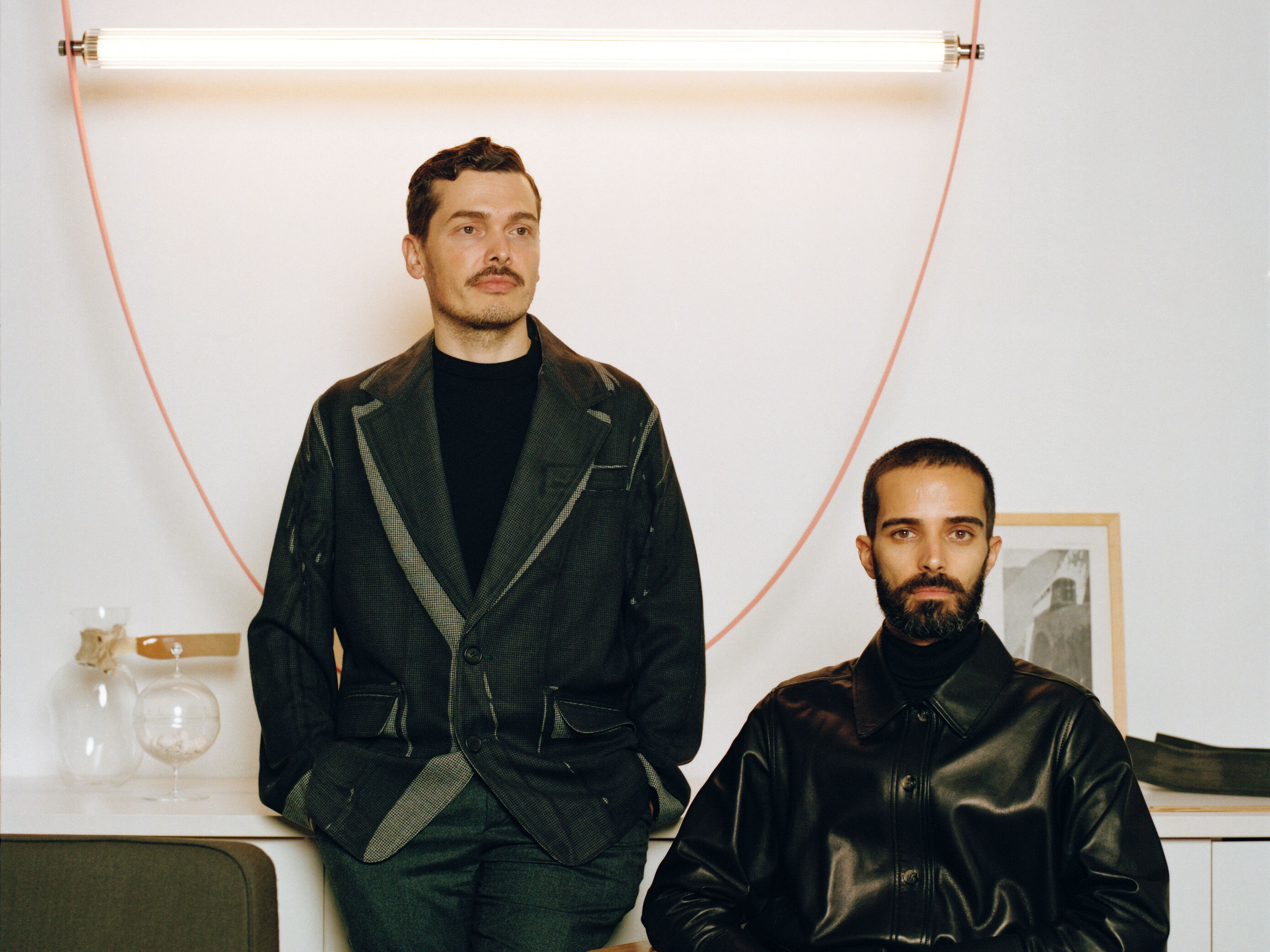 stories-SuperWire-flos-04