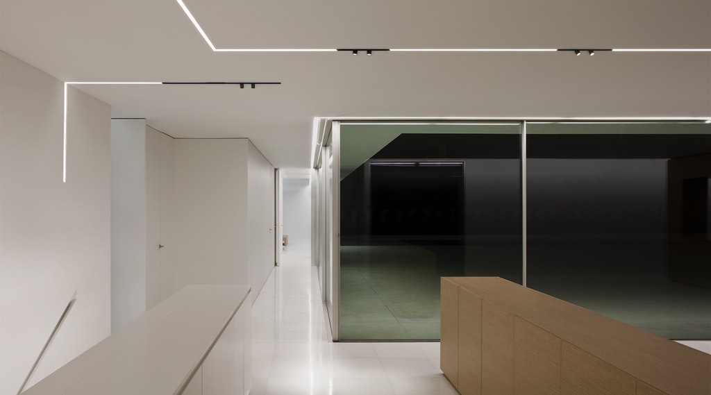 flos recessed track lighting