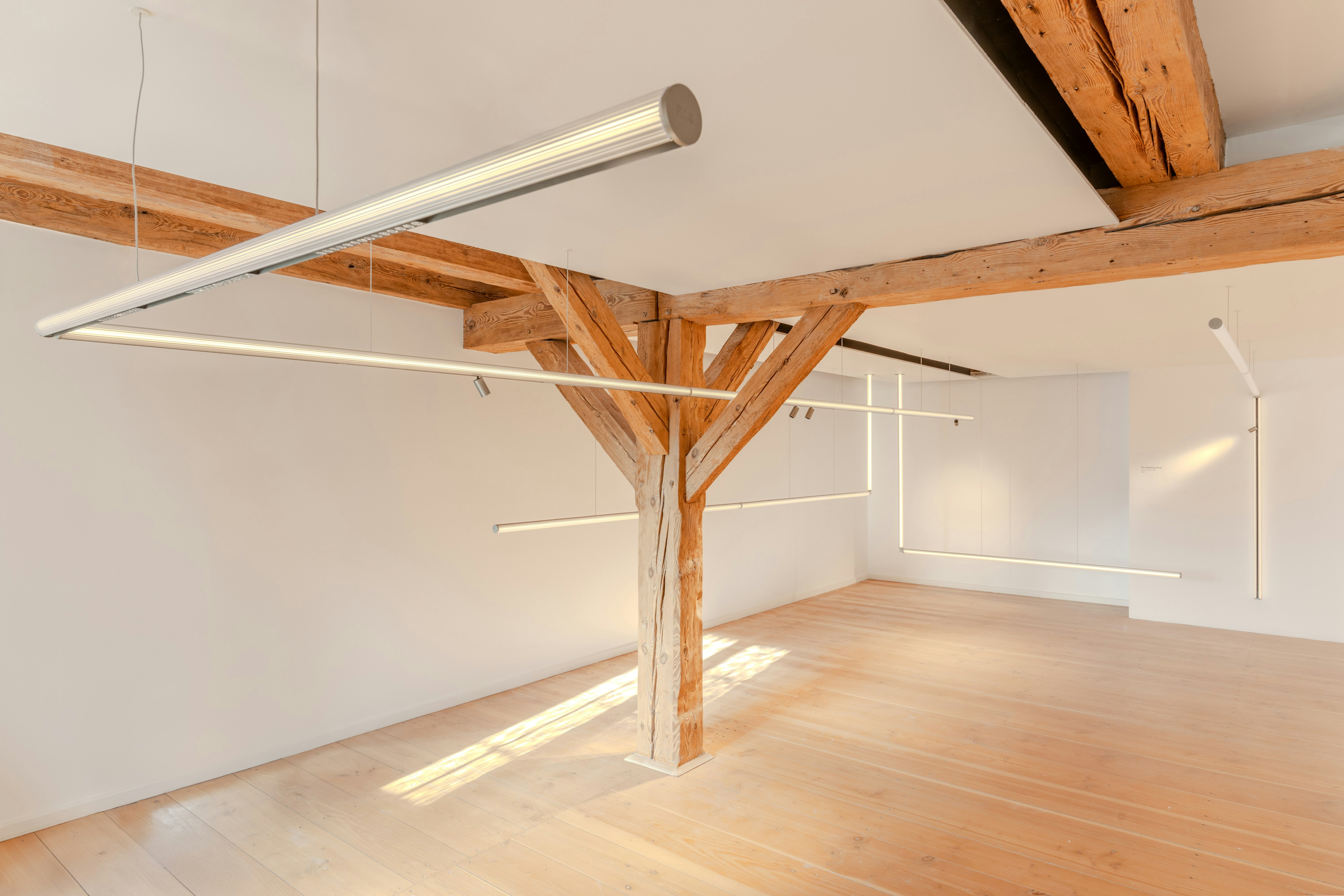 stories-The_Glowing_Track-Flos-Architectural-00