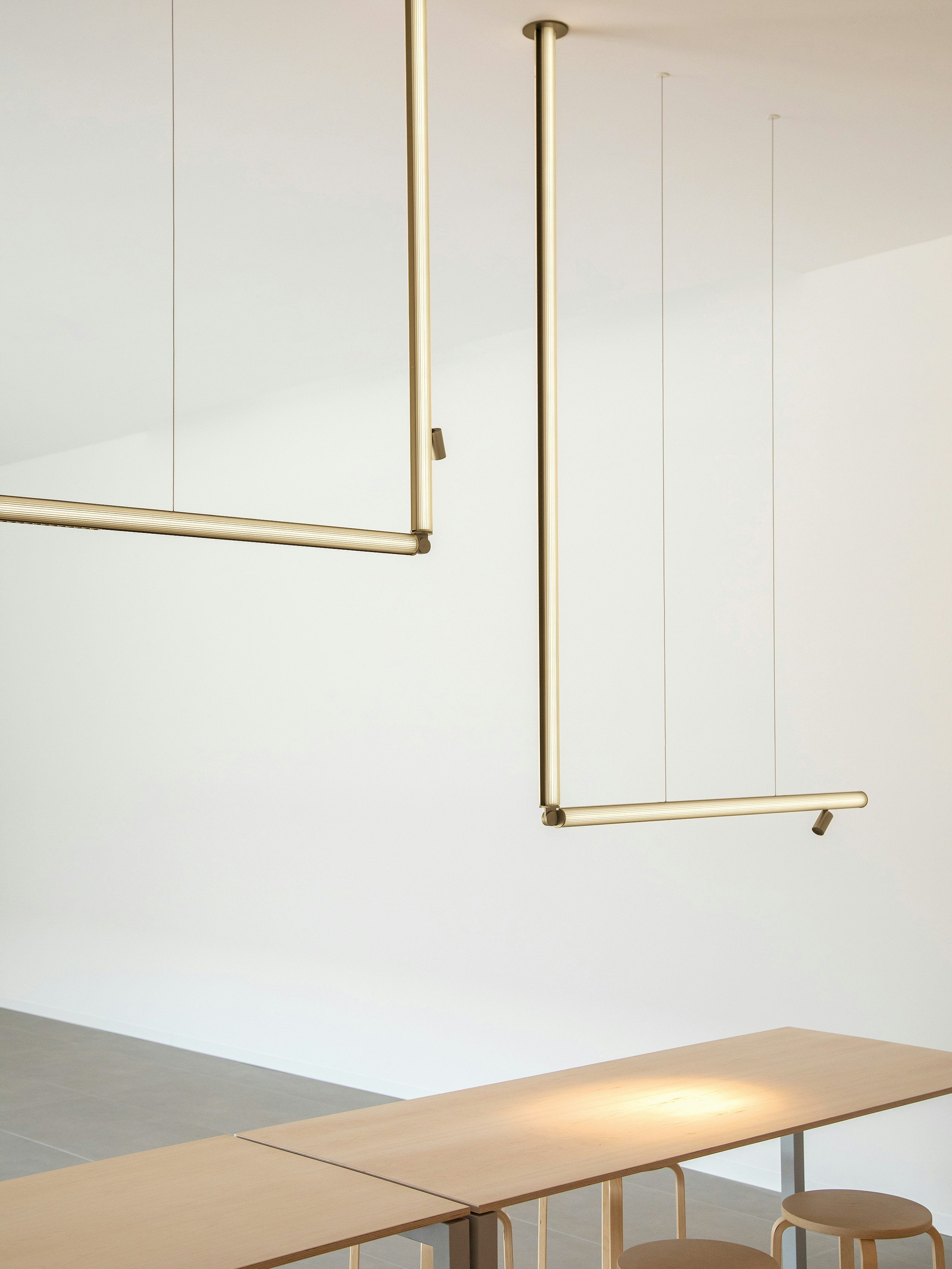 stories-The_Glowing_Track-Flos-Architectural-17