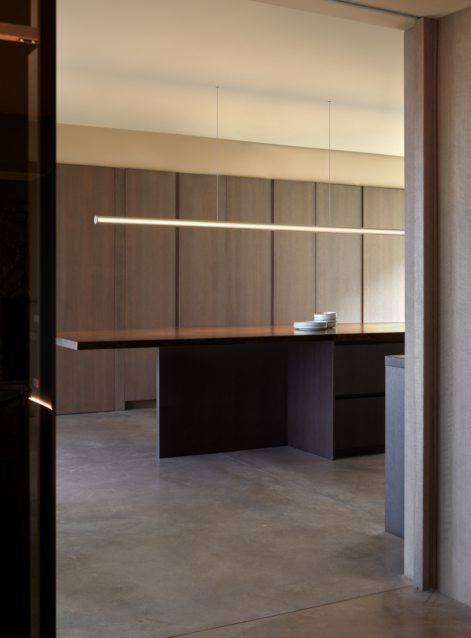 stories-The_Glowing_Track-Flos-Architectural-35