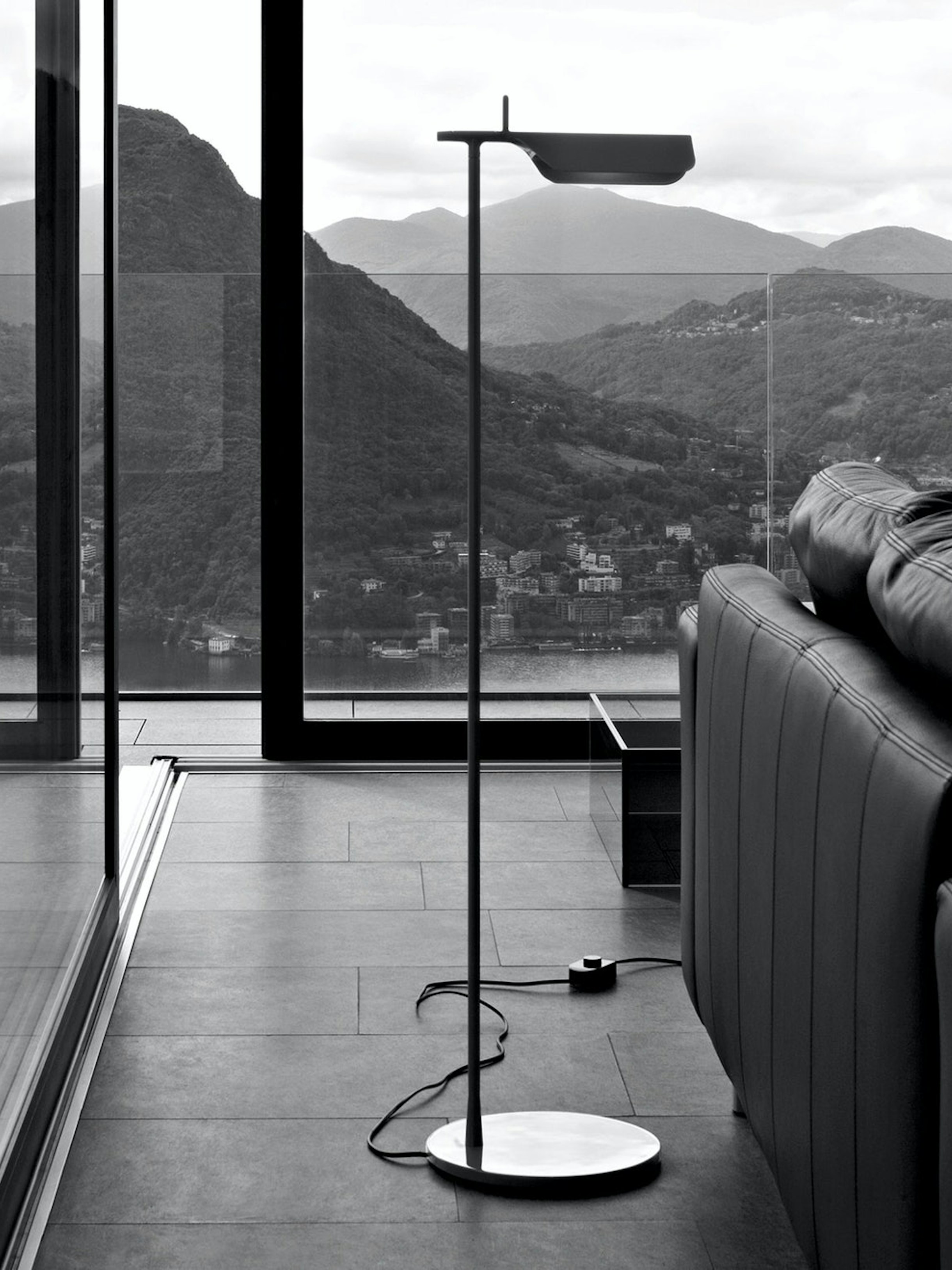 stories-tab-barber-osgerby-flos-09