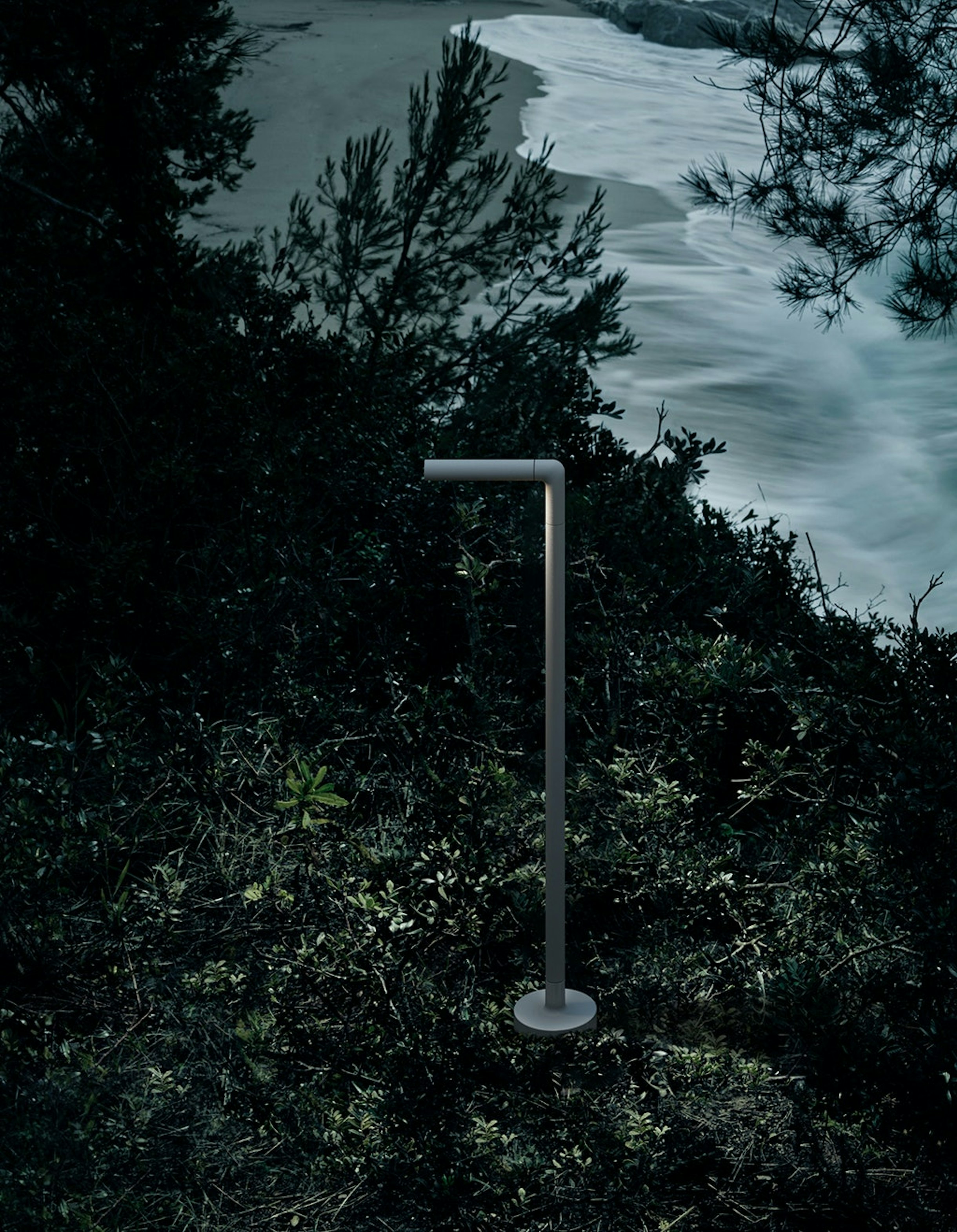 stories-wallstick_pipe-flos-outdoor-02b