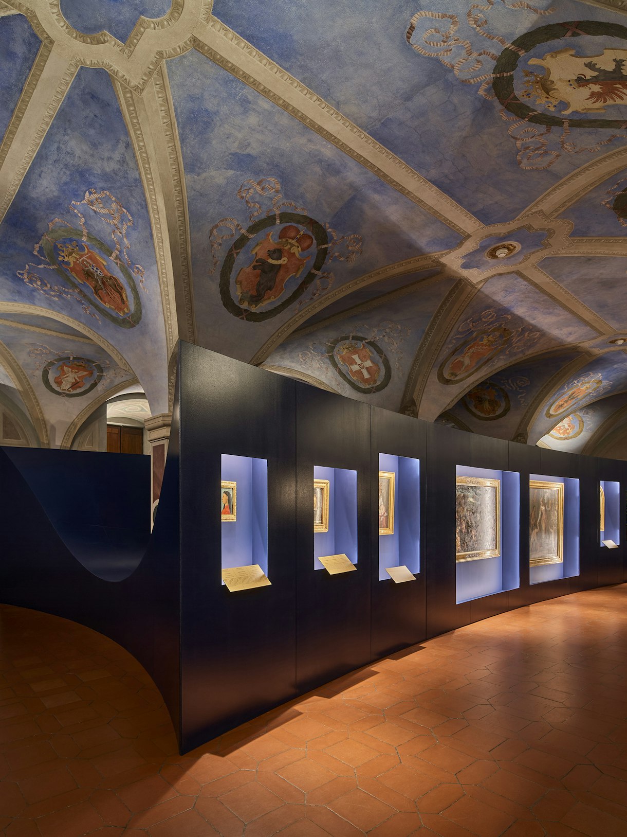 stories_Botticelli-tells-a-story_Flos-02