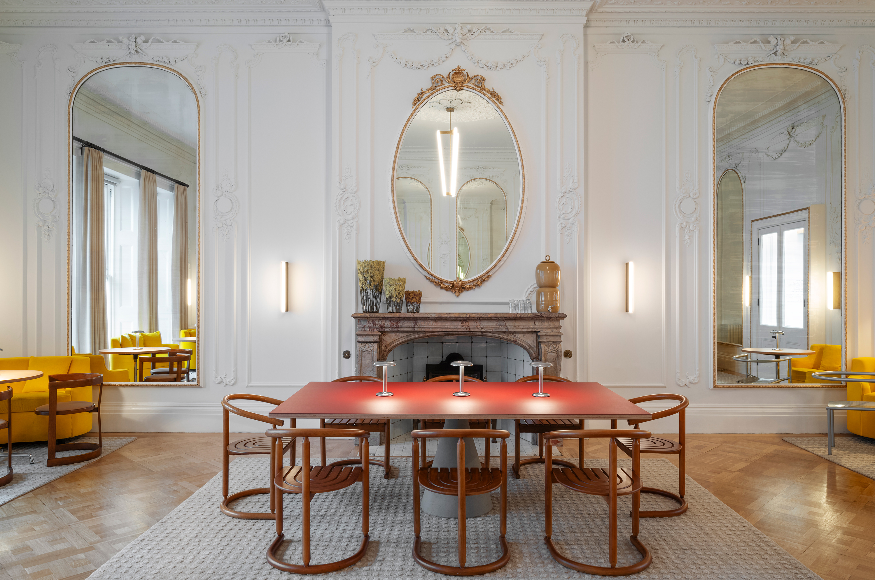 stories_Cromwell_Place_cafe_Flos-00